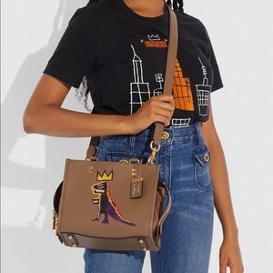 COPY - COACH X BASQUIAT
Coach X Jean-Michel Basquiat Rogue 25
$795